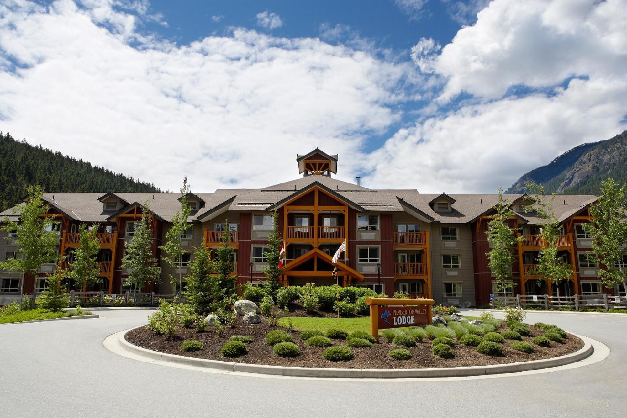 Pemberton Valley Lodge Eksteriør billede