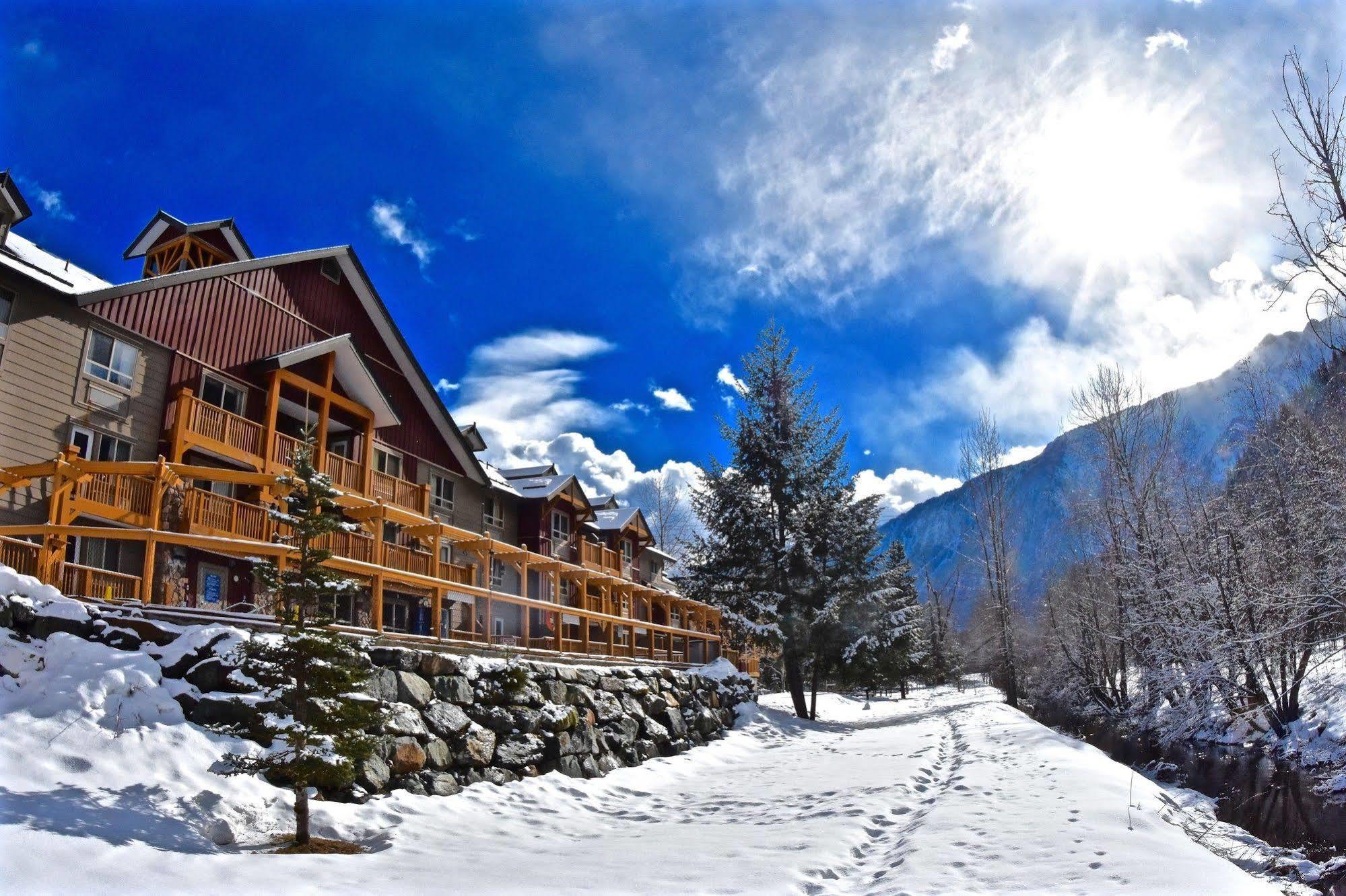 Pemberton Valley Lodge Eksteriør billede