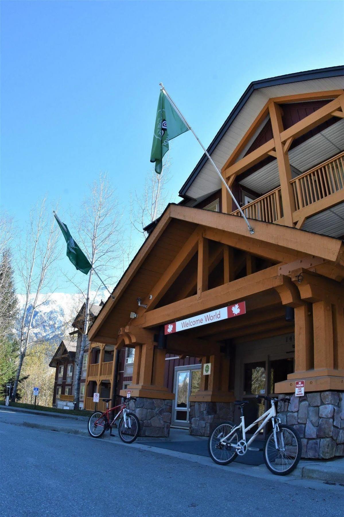 Pemberton Valley Lodge Eksteriør billede